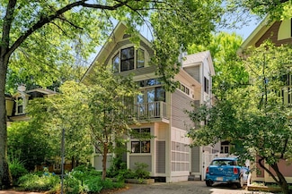 11 Frost St, Cambridge, MA 02140