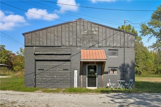 1519 Burton Dr, Scottsburg, IN 47170