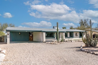 2711 W Calle Del Santo, Tucson, AZ 85741