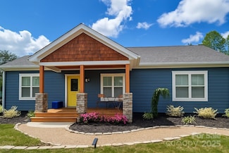 105 Bluebell Ridge Ln, Weaverville, NC 28787