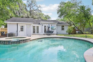 1733 Geraldine Dr, Jacksonville, FL 32205