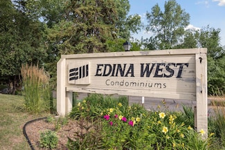 6085 Lincoln Dr Unit 123, Edina, MN 55436