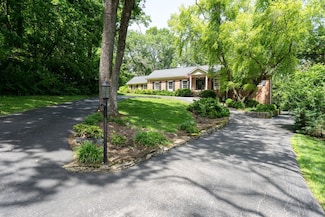814 Willowdale Ct, Nashville, TN 37220