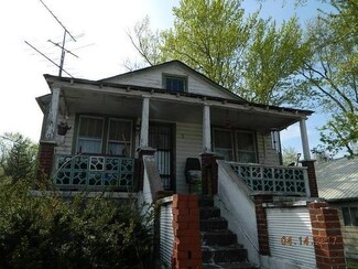17 Madison Ave, Gallipolis, OH 45631