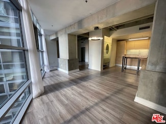 727 W 7th St Unit 1011, Los Angeles, CA 90017