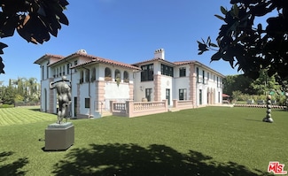 107 Fremont Place, Los Angeles, CA 90005