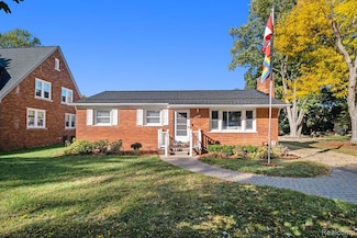 9101 Ball St, Plymouth, MI 48170