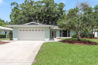 1960 Canadiana Ct, Dunedin, FL 34698