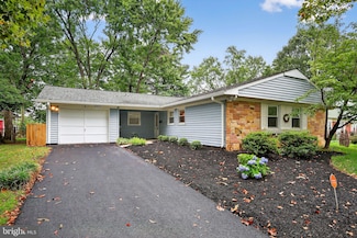 4027 Chelmont Ln, Bowie, MD 20715