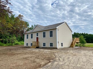 738 Long Plains Rd, Buxton, ME 04093