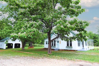 1501 W 7th St, Hattiesburg, MS 39401