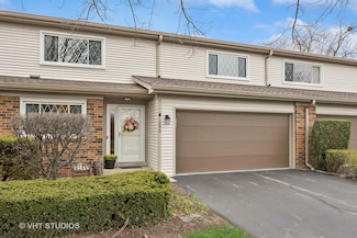 1290 Briarwood Ln Unit 49, Libertyville, IL 60048