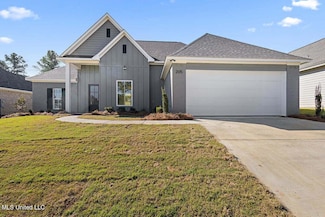 205 Lakecrest Dr, Madison, MS 39110
