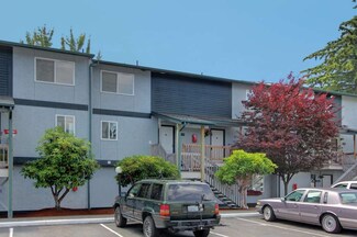 8823 Holly Dr Unit K204, Everett, WA 98208