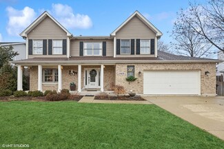 0N638 Lancaster Dr, Winfield, IL 60190