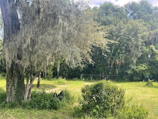 200 S Massachusetts Ave, Deland, FL 32724