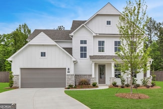 411 Red Wood Ln, Hoschton, GA 30548