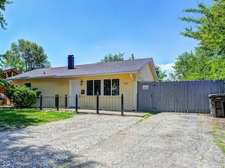 3072 Falcon Dr, Indianapolis, IN 46222