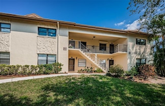 1686 Seascape Cir, Tarpon Springs, FL 34689