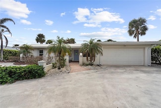 1360 Aqua View Ln, Englewood, FL 34223