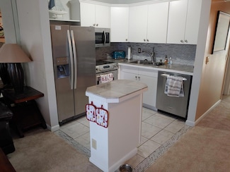 131 Easthampton F, West Palm Beach, FL 33417