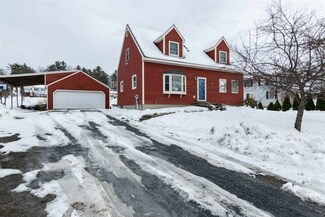 33 Thomas Cir, Vergennes, VT 05491