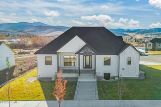 418 E Creek Side Way, Coalville, UT 84017