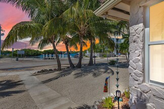 1280 Harbor Dr, Marathon, FL 33050