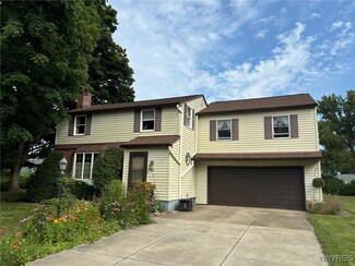 7163 Combs Dr, Hamburg, NY 14075