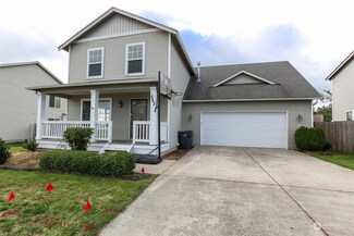 543 SW 1st Ave, Oak Harbor, WA 98277