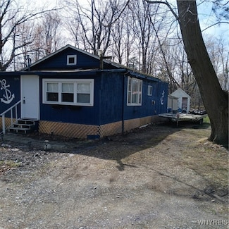 9370 Lemon St, Angola, NY 14006