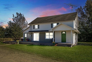 31481 31st St, Paw Paw, MI 49079