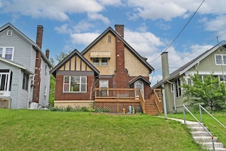 1617 N Argyle Place, Cincinnati, OH 45223