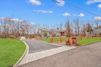 57 Gray Rock Rd, Trumbull, CT 06611