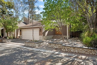 24802 Forest Knoll Ln, Lake Forest, CA 92630