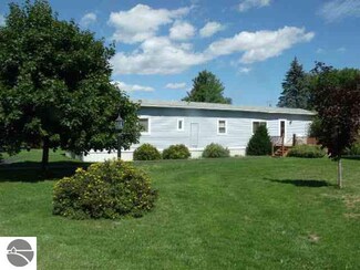 3894 Wyatt Rd, Standish, MI 48658