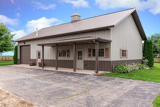 7025 Illinois 64, Clare, IL 60111
