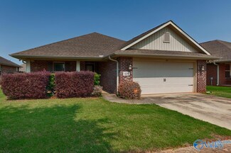 614 Durbin Ln SW, Madison, AL 35756