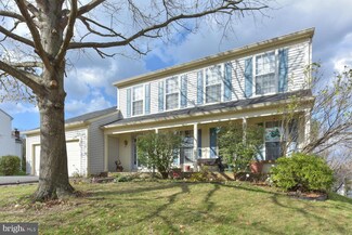 1334 Cassia St, Herndon, VA 20170