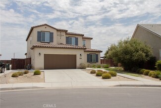 9705 Buckhorn Peak Dr, Bakersfield, CA 93311