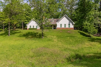 38 W Timberlake Cove, Columbus, MS 39705