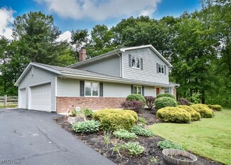 238 Woodiebrook Rd, Chardon, OH 44024