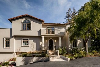 2814 Summit Dr, Burlingame, CA 94010