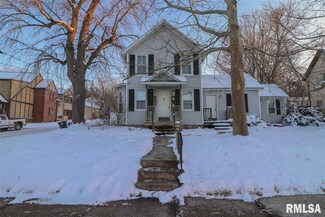 1546 8th Ave, Moline, IL 61265