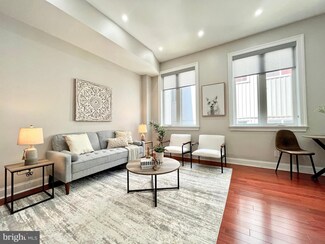 826 N 16th St Unit 3A, Philadelphia, PA 19130