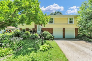 309 E Mchenry St, Urbana, IL 61801