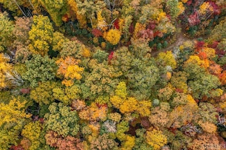 149 Shady Spring Dr, Glenville, NC 28723