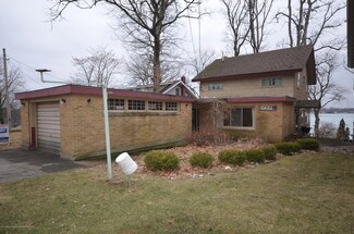 2601 Country Club Way, Albion, MI 49224