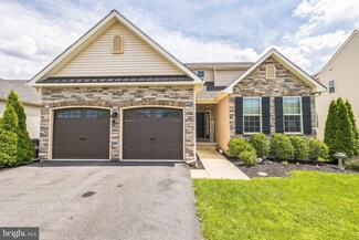 1100 Meadowview Dr, Quakertown, PA 18951