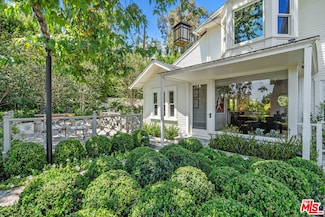 1231 Hilldale Ave, West Hollywood, CA 90069